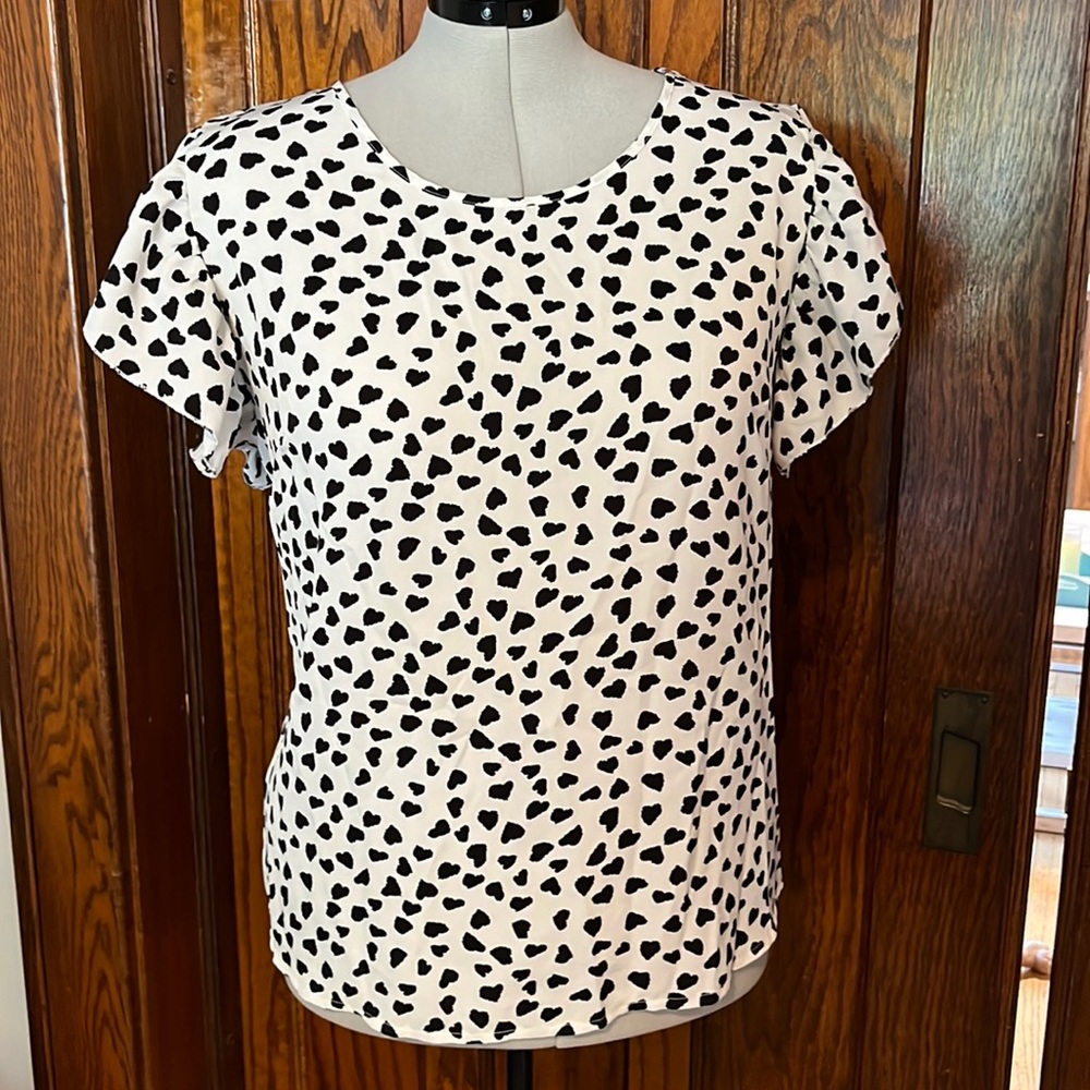 Heart blouse, fits like 3x